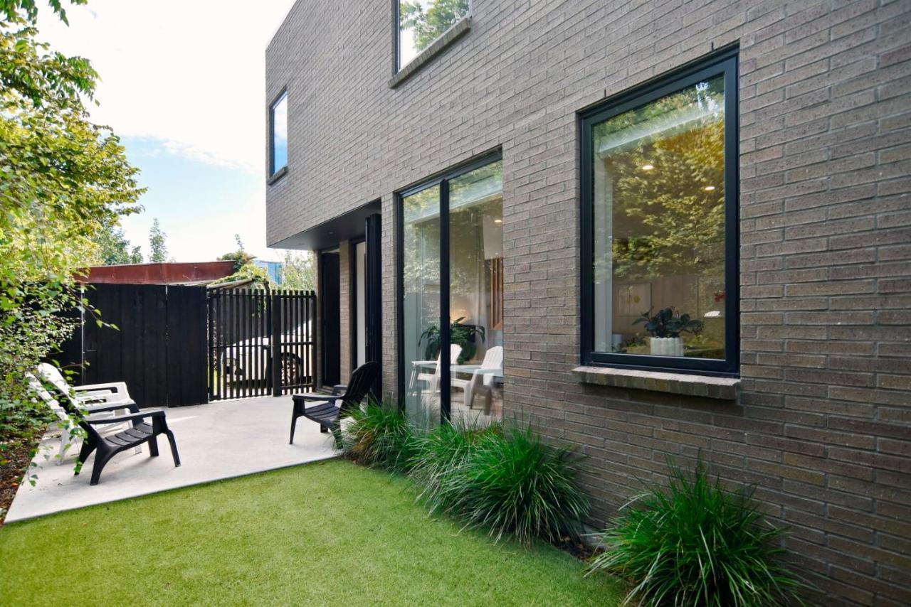 Dickens St - Christchurch Holiday Homes Экстерьер фото